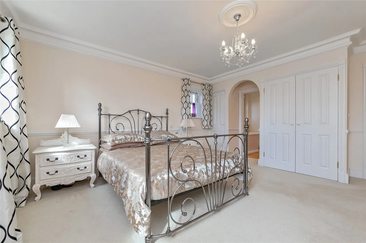Todds Green, Stevenage, Hertfordshire, SG1 2JE, photo 12