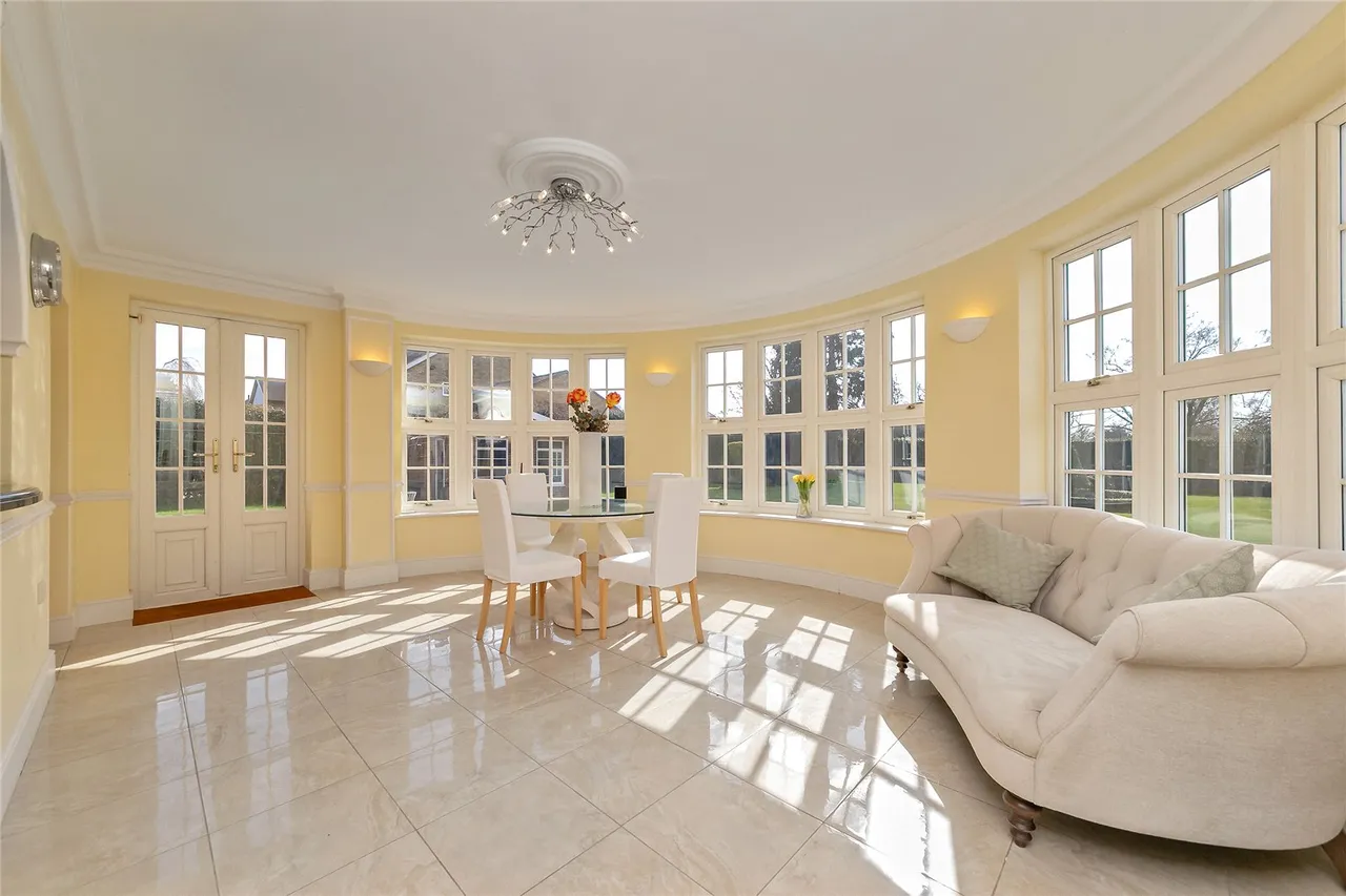 Todds Green, Stevenage, Hertfordshire, SG1 2JE, photo 9