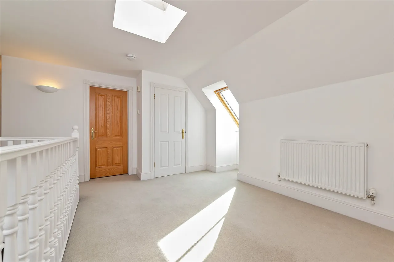 Todds Green, Stevenage, Hertfordshire, SG1 2JE, photo 19