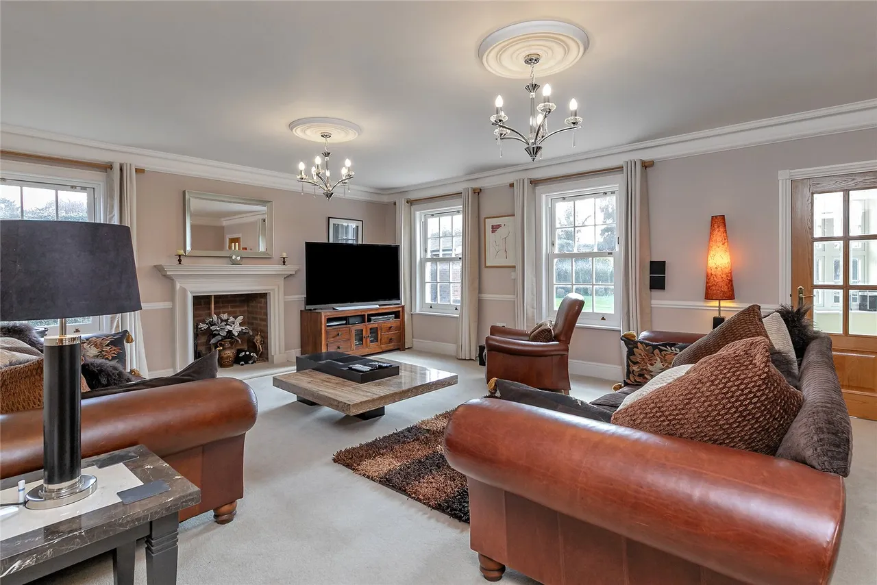 Todds Green, Stevenage, Hertfordshire, SG1 2JE, photo 3