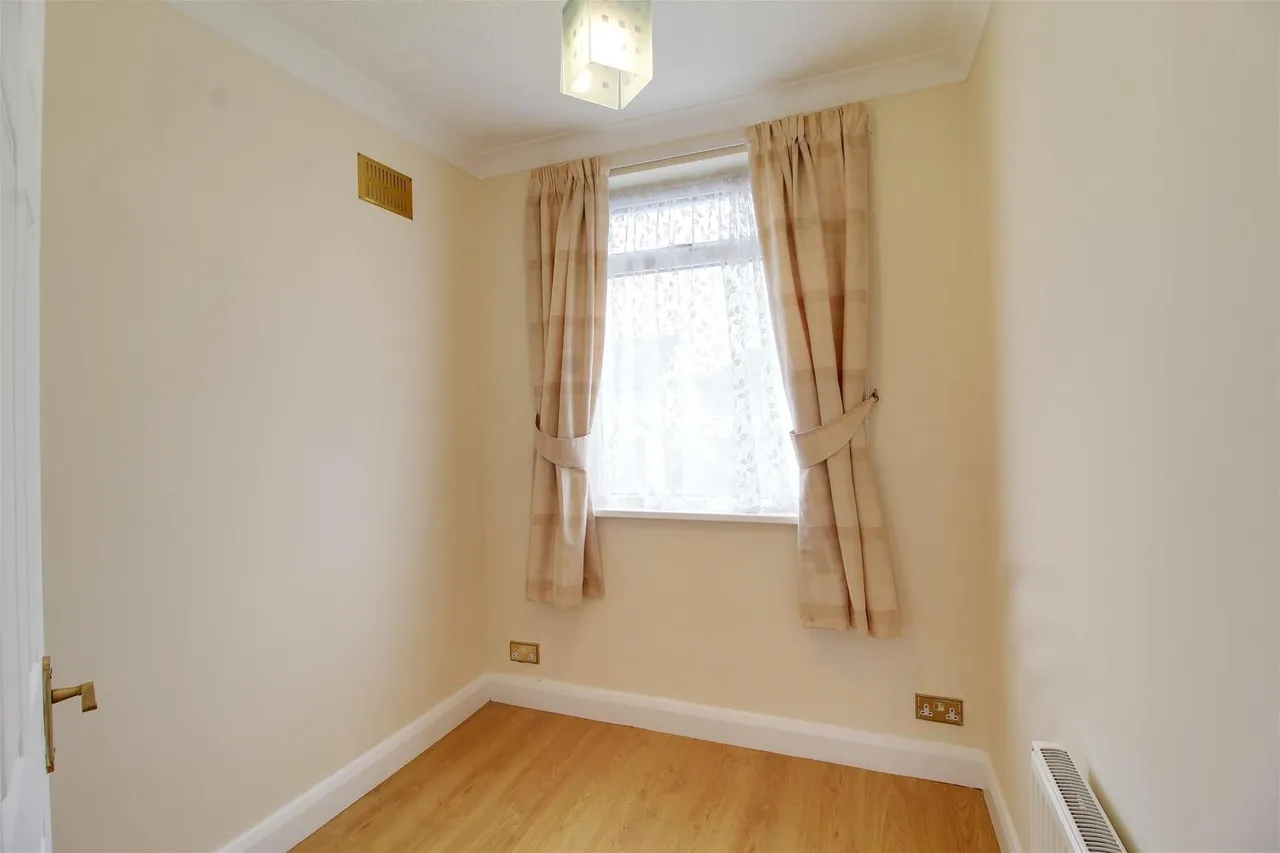 Cambridge Drive, Potters Bar EN6 3ET, photo 12
