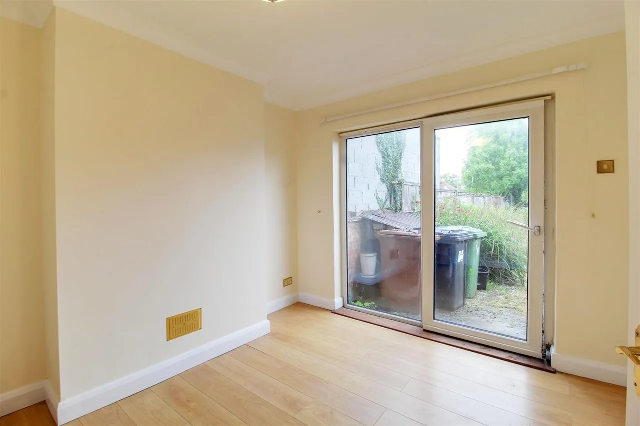 Cambridge Drive, Potters Bar EN6 3ET, photo 4