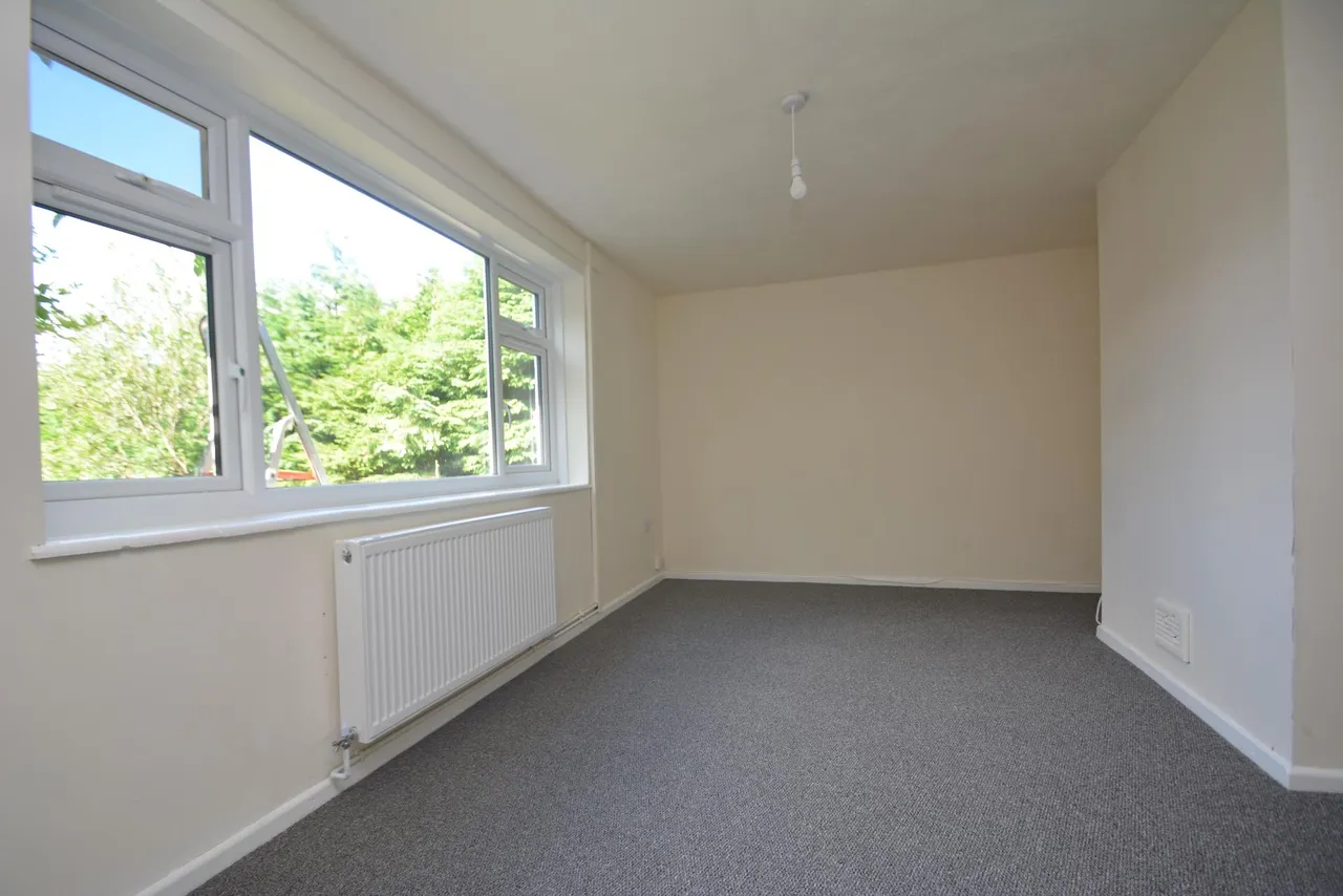 Valley Road, Overdale, TF3, photo 8