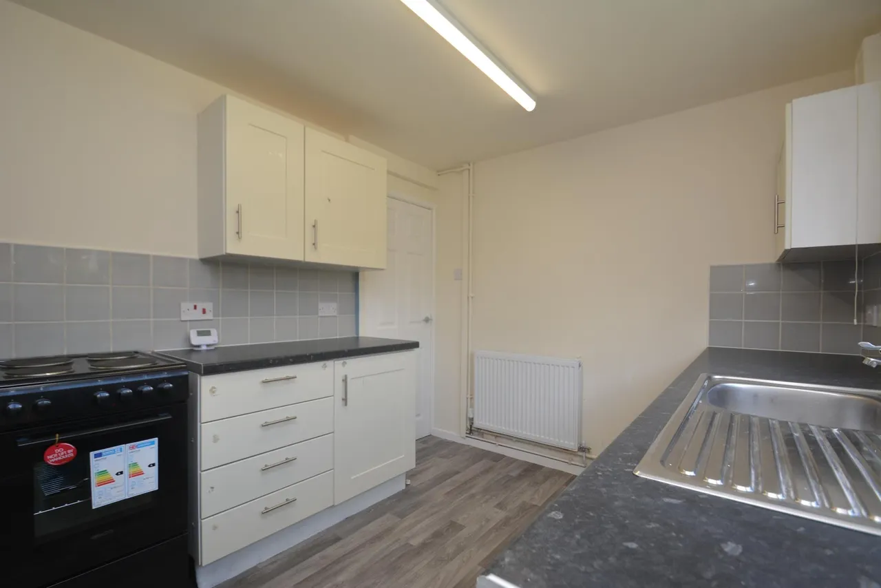 Valley Road, Overdale, TF3, photo 4