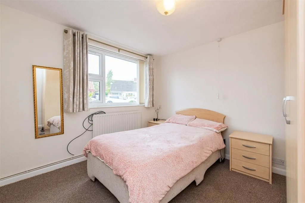 Brockhill Close, Kettering, photo 9