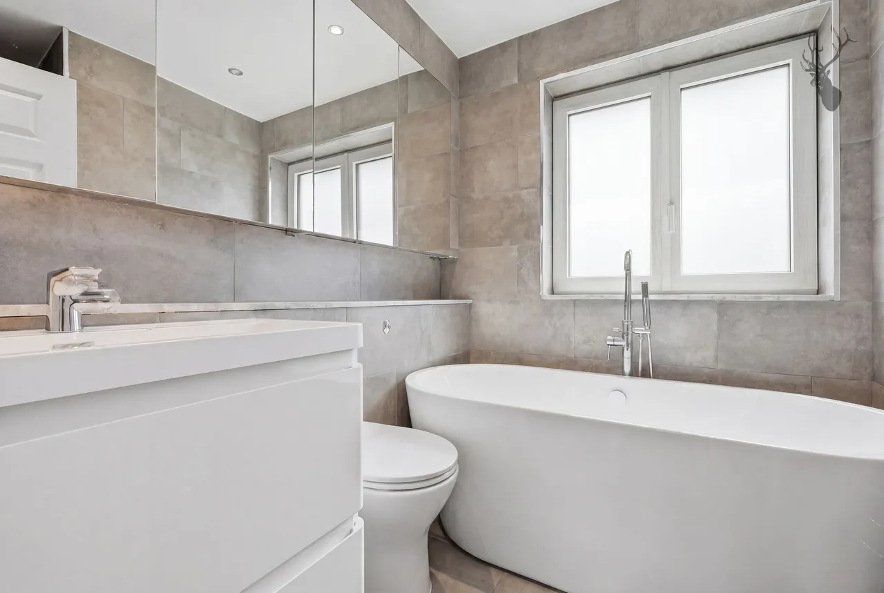 Loughton Lane, Theydon Bois, CM16, photo 15