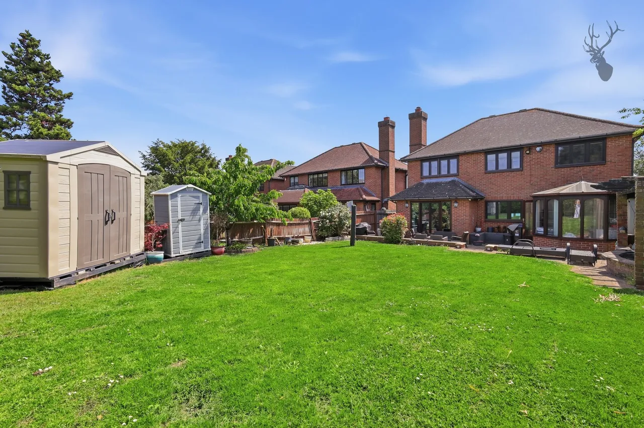 Loughton Lane, Theydon Bois, CM16, photo 22