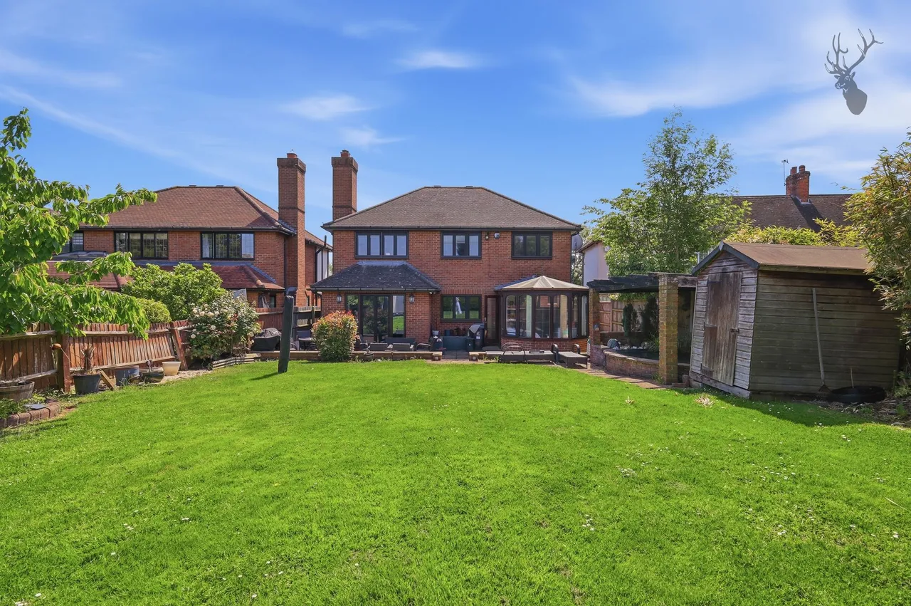 Loughton Lane, Theydon Bois, CM16, photo 21
