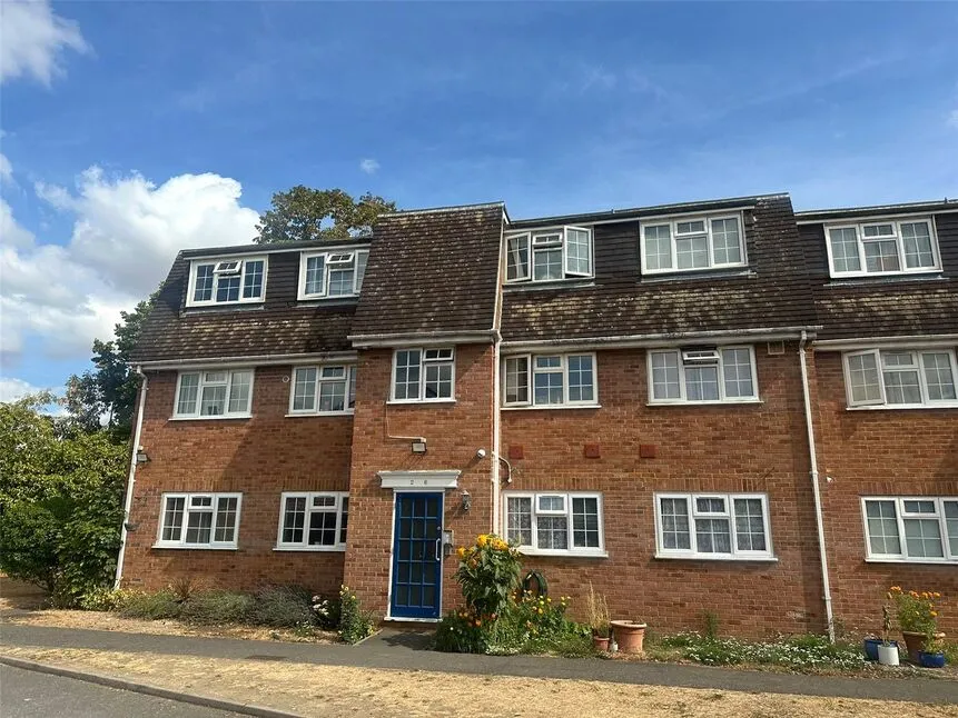 2 bed flat to rent — London Road, Langley, Slough, SL3