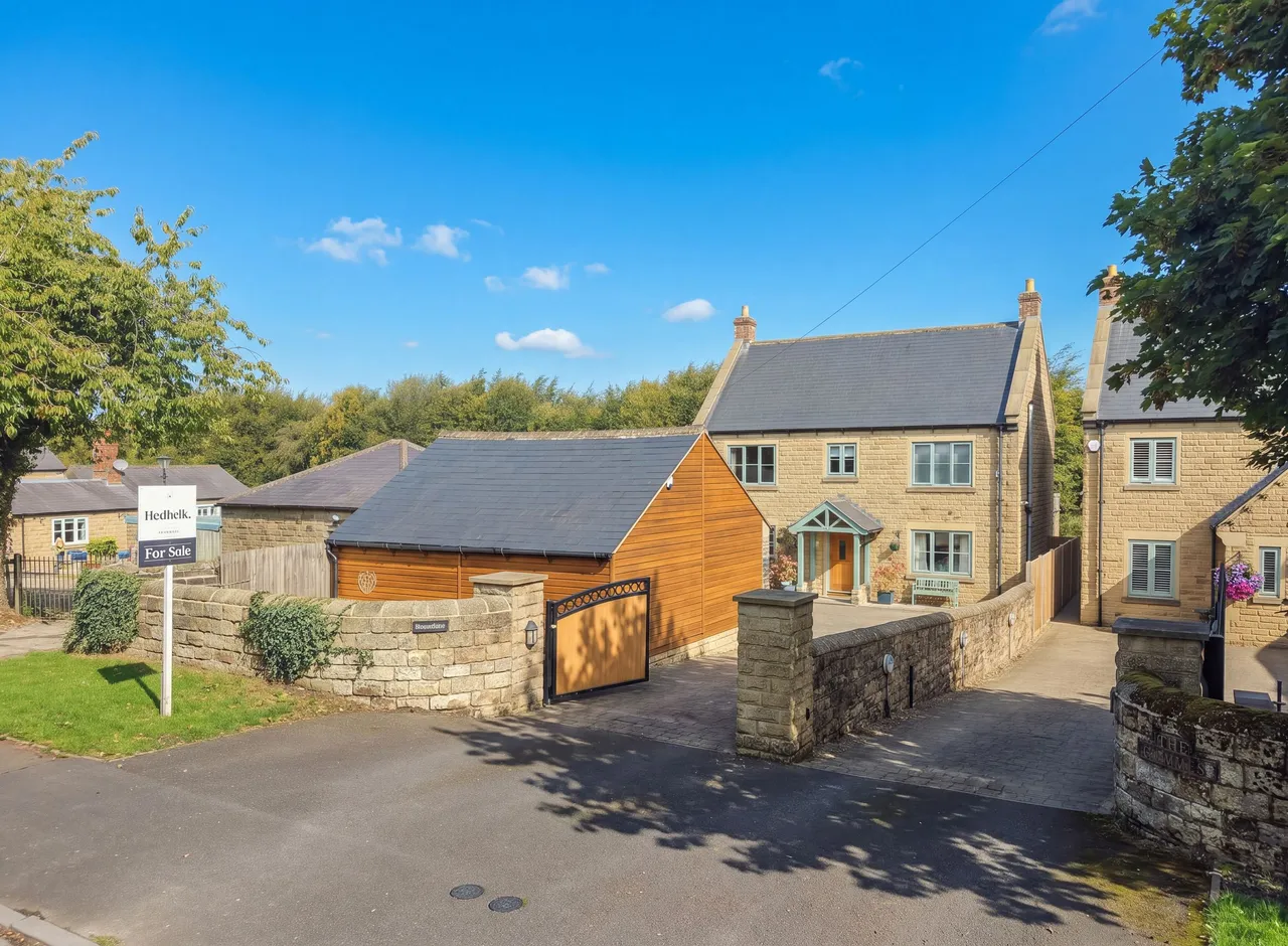 5 bed house for sale, Mansfield Road, Heath, S44