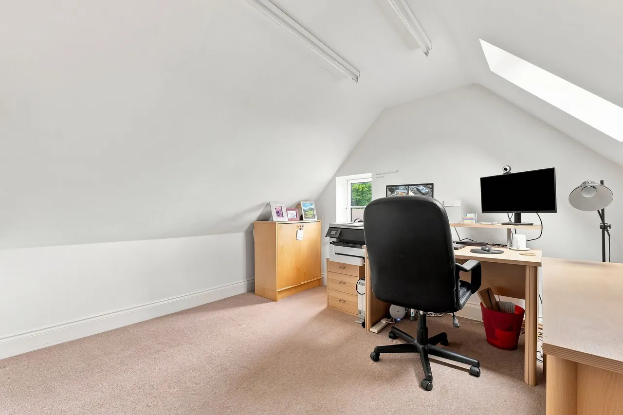 Mansfield Road, Heath, S44, photo 44
