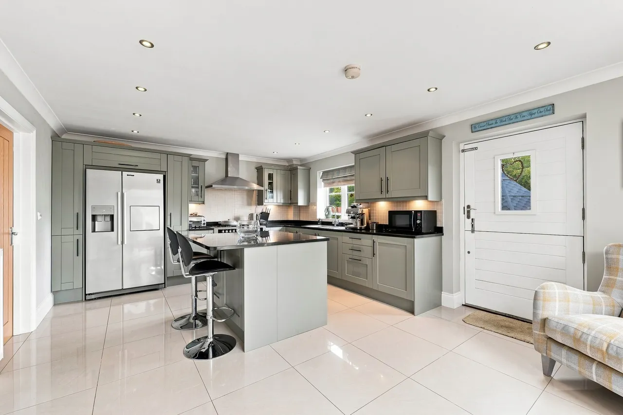 Mansfield Road, Heath, S44, photo 8