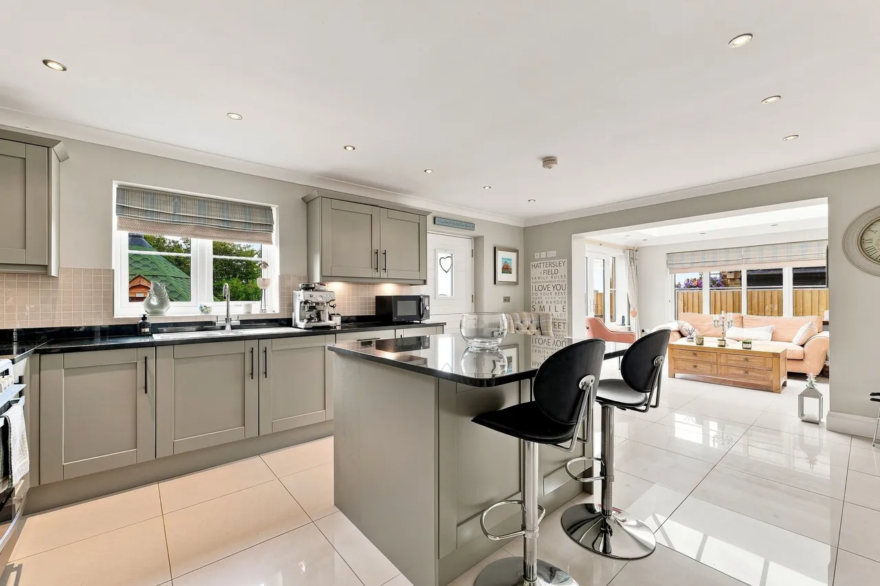 Mansfield Road, Heath, S44, photo 13