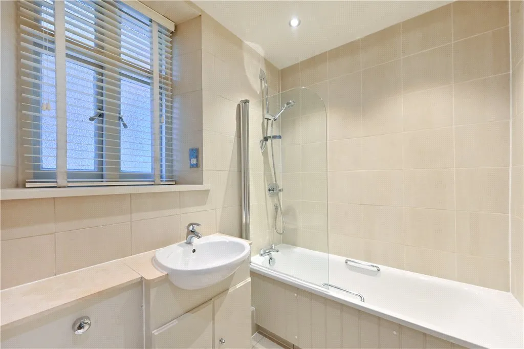 Delaware Road, London, W9 2, photo 18