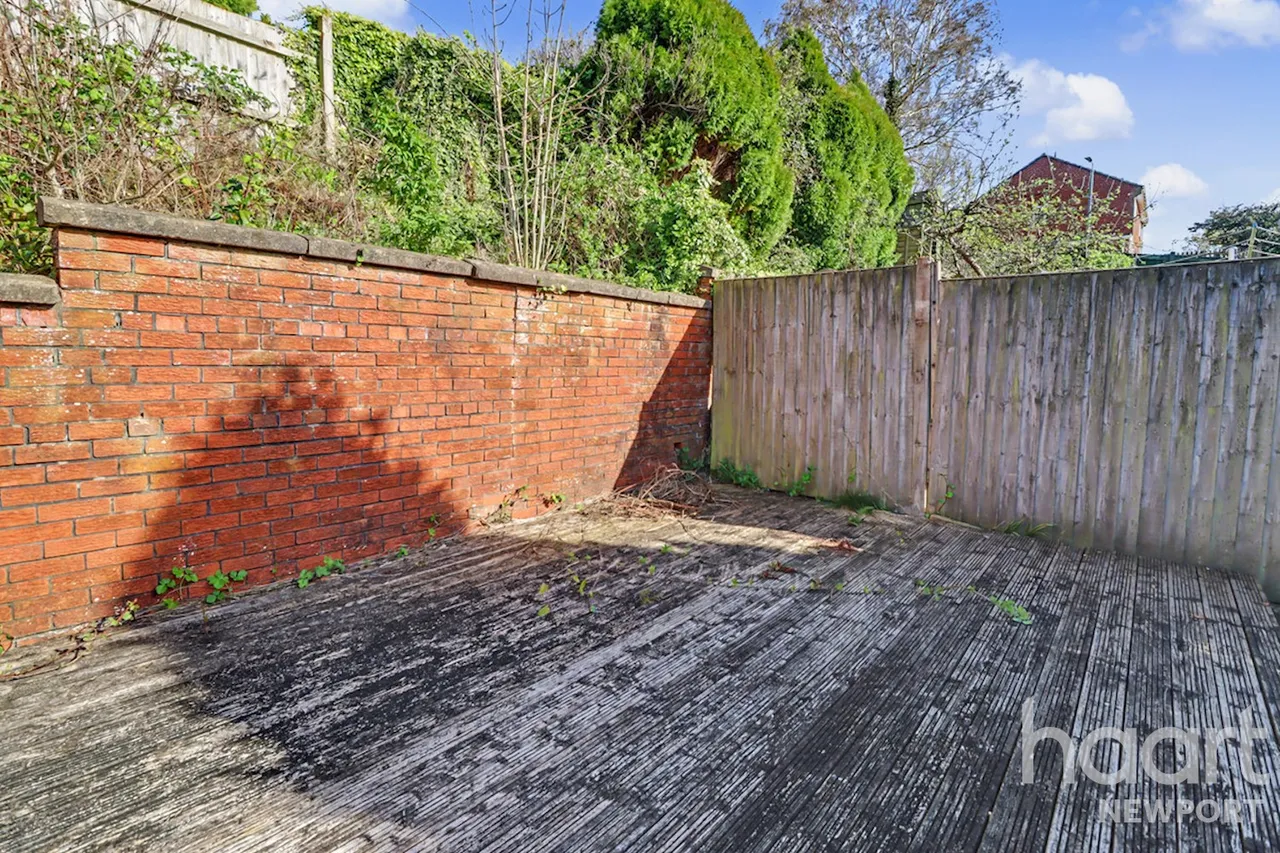 Parkwood Drive, Newport, NP10, photo 10