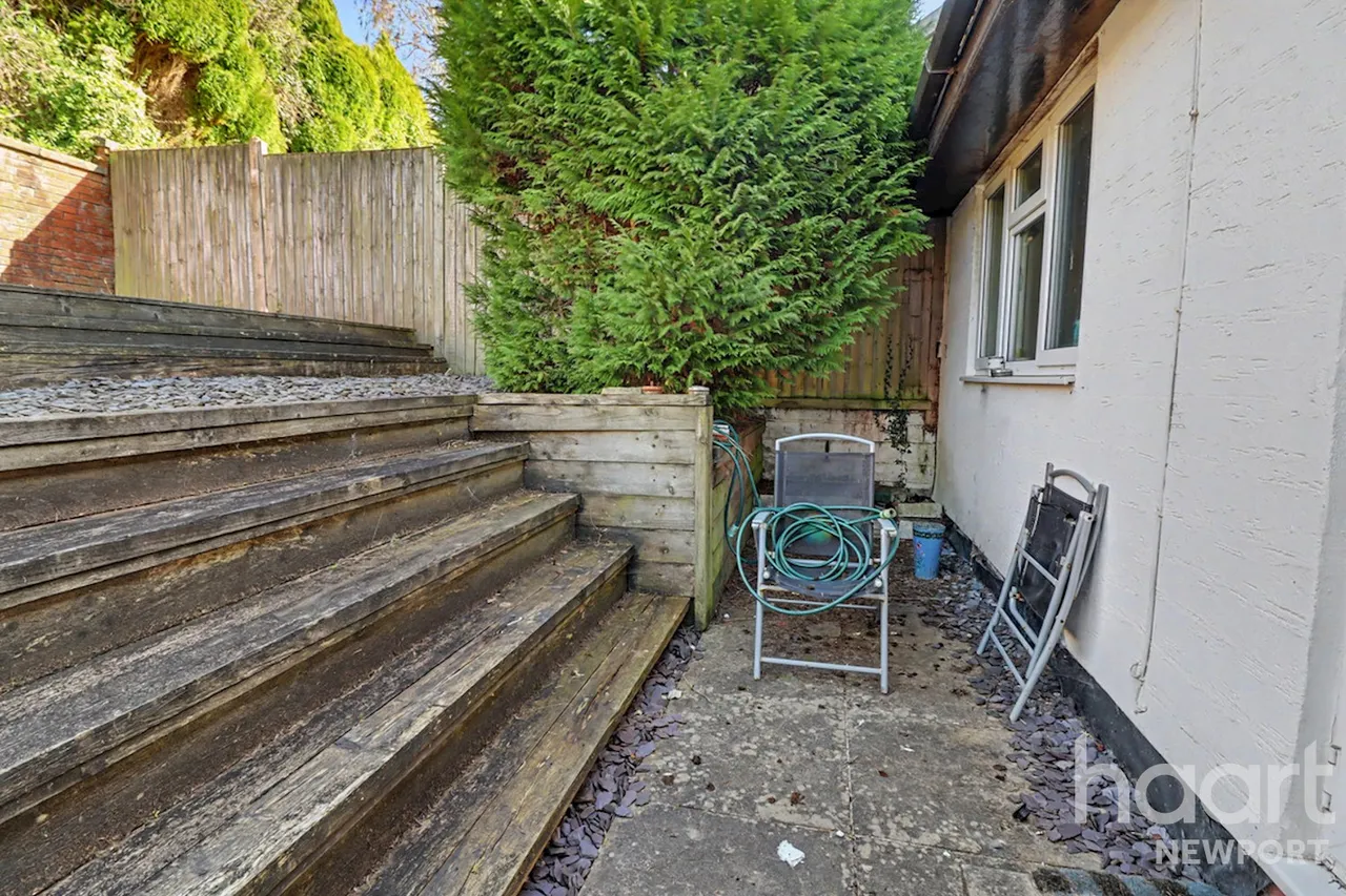 Parkwood Drive, Newport, NP10, photo 19