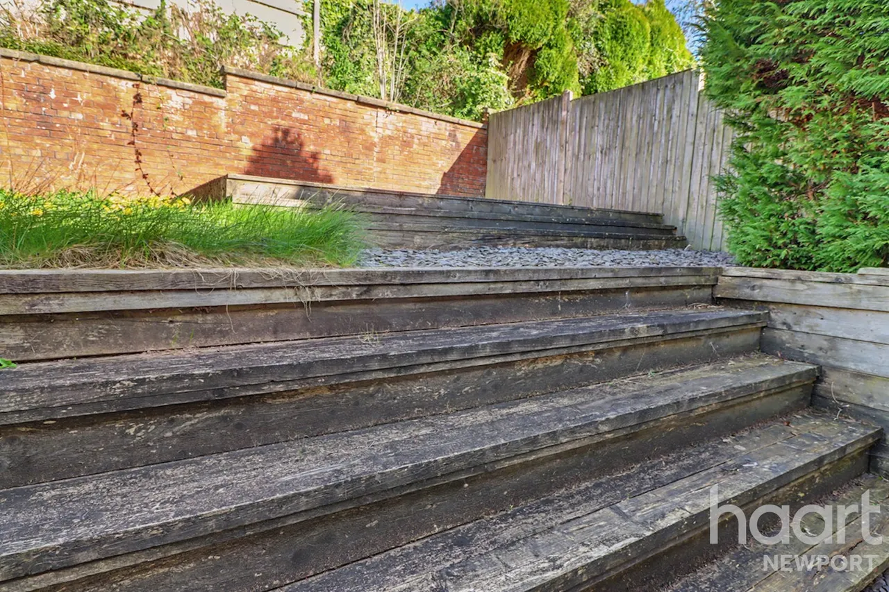 Parkwood Drive, Newport, NP10, photo 15