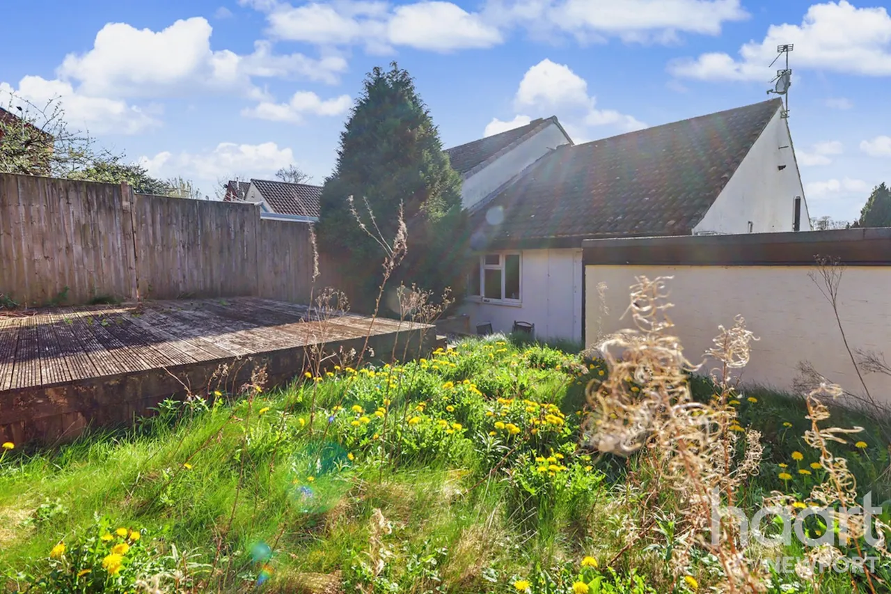 Parkwood Drive, Newport, NP10, photo 9