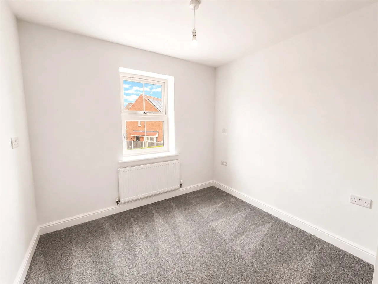 Lincoln Road, Ruskington, Sleaford, Lincolnshire, NG34, photo 2