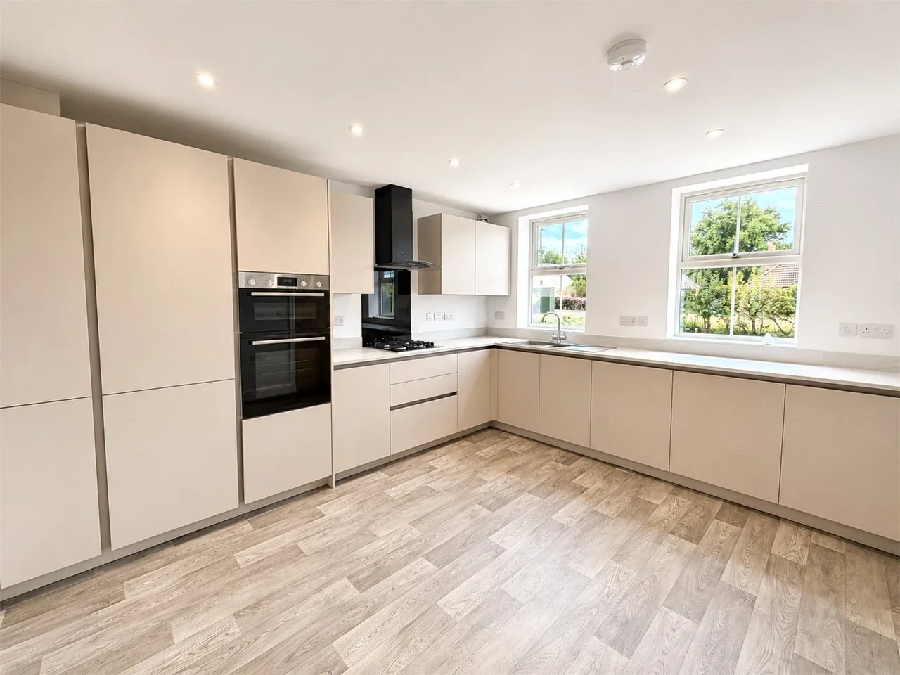 Lincoln Road, Ruskington, Sleaford, Lincolnshire, NG34, photo 12