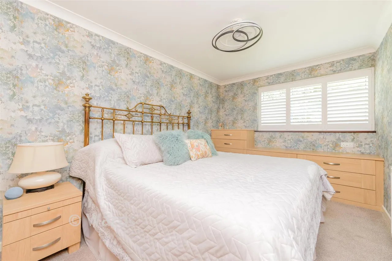 Nurstead Avenue, Longfield, DA3, photo 7