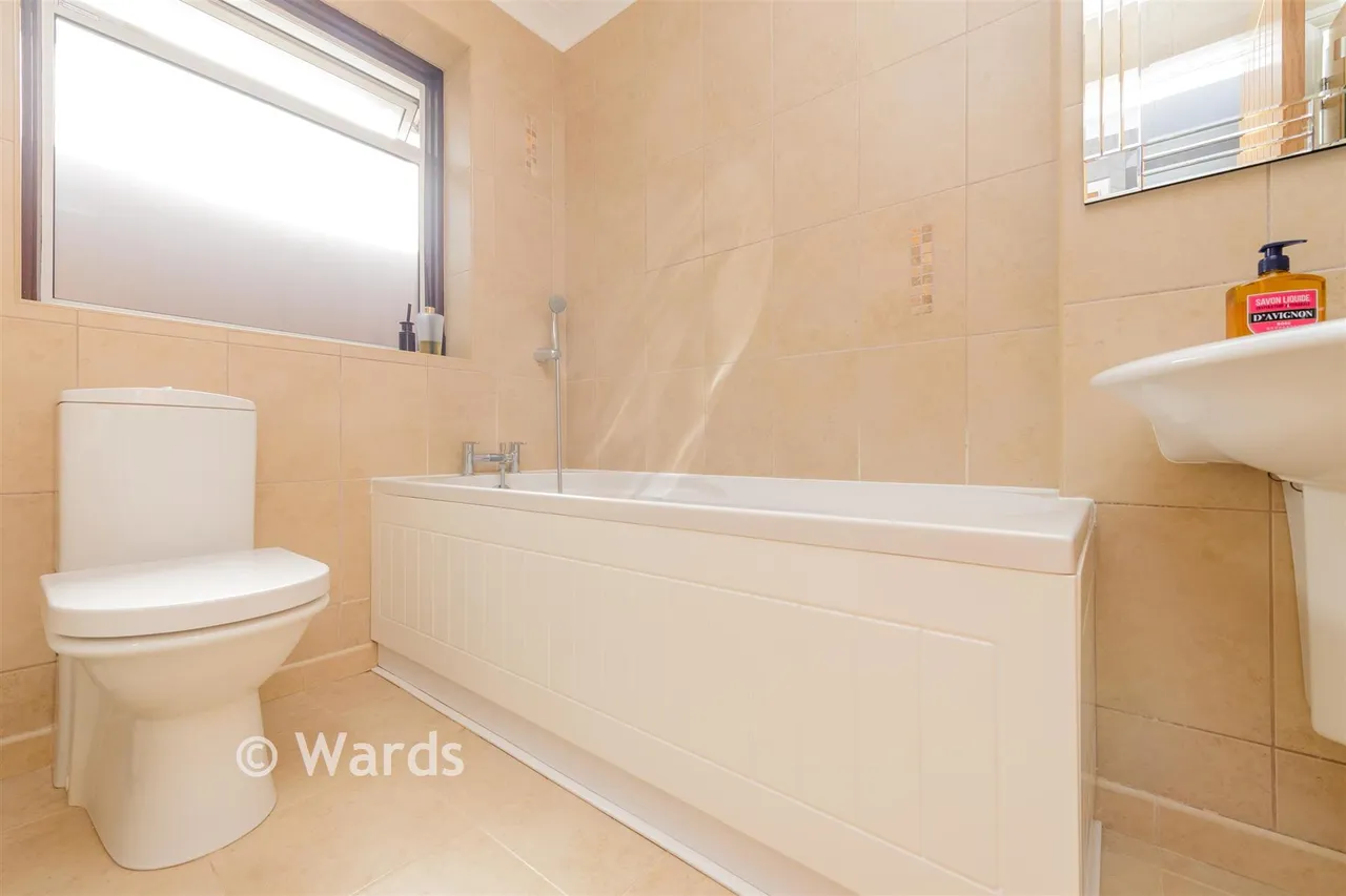 Nurstead Avenue, Longfield, DA3, photo 10