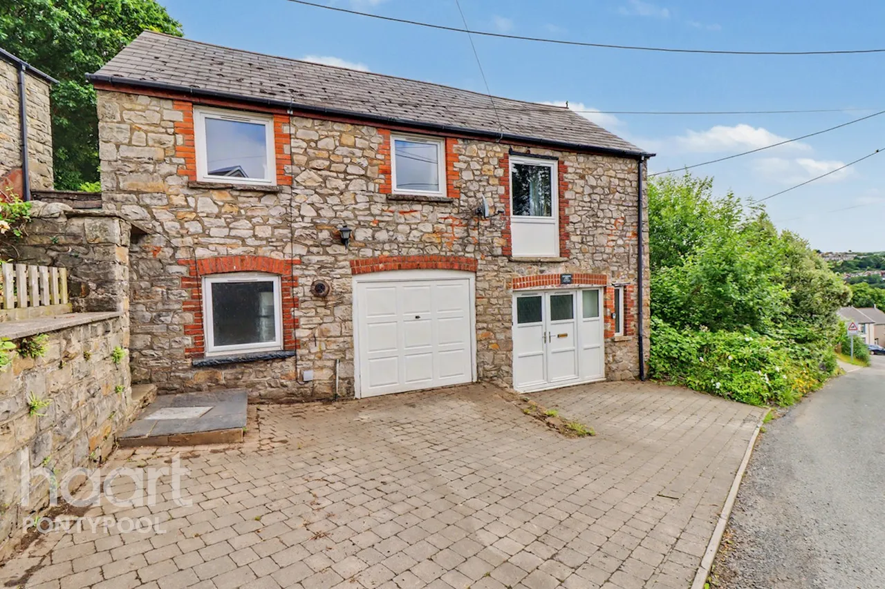 Pentrepiod Road, Pontypool, NP4, photo 19
