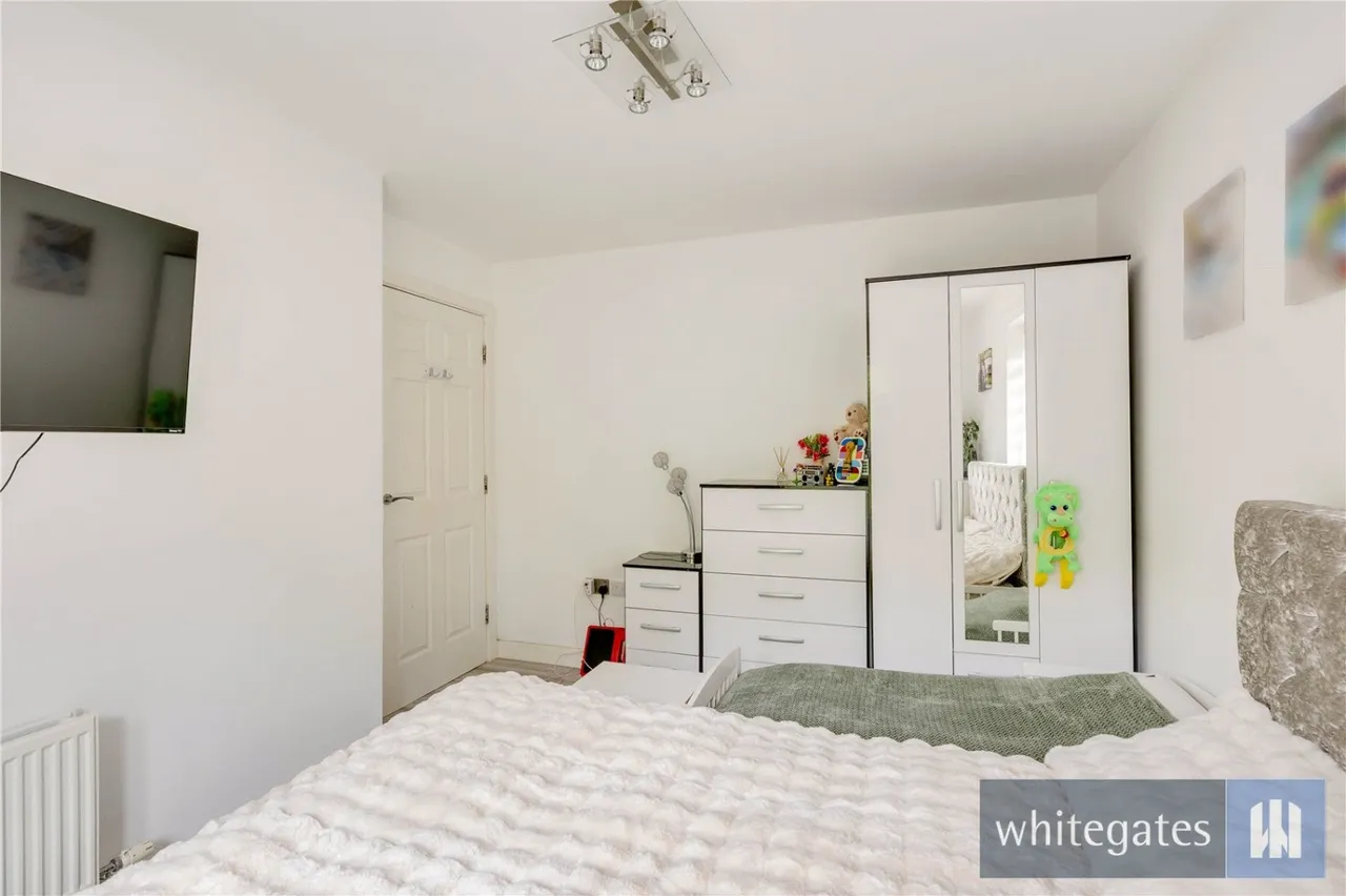 Elder Place, Liverpool, L25, photo 17
