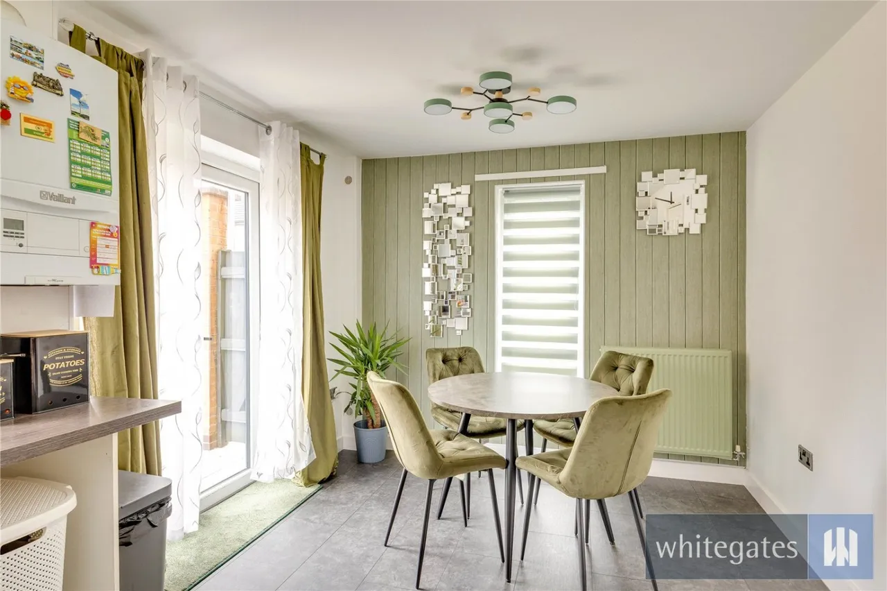 Elder Place, Liverpool, L25, photo 11