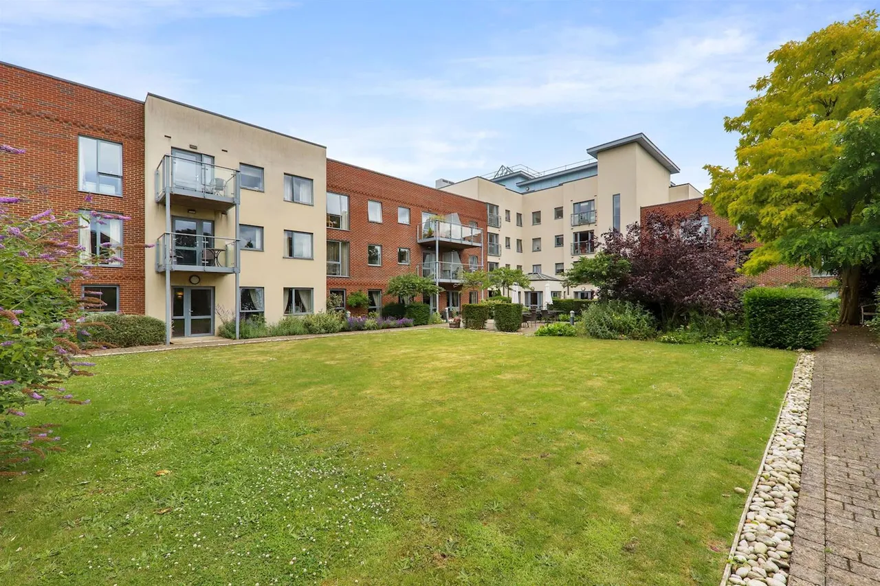 Shotfield, Wallington, SM6, photo 8