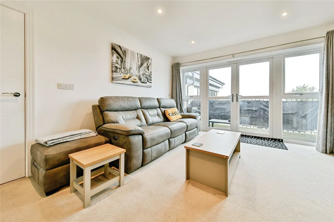 Giles Crescent, Stevenage, Hertfordshire, SG1, photo 2
