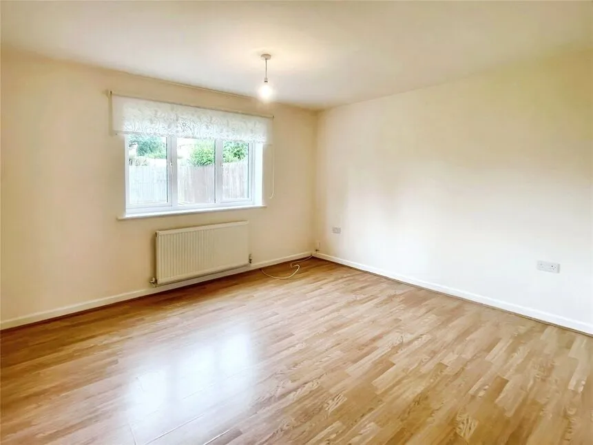 Collingwood Road, Wolverhampton, WV10, photo 2