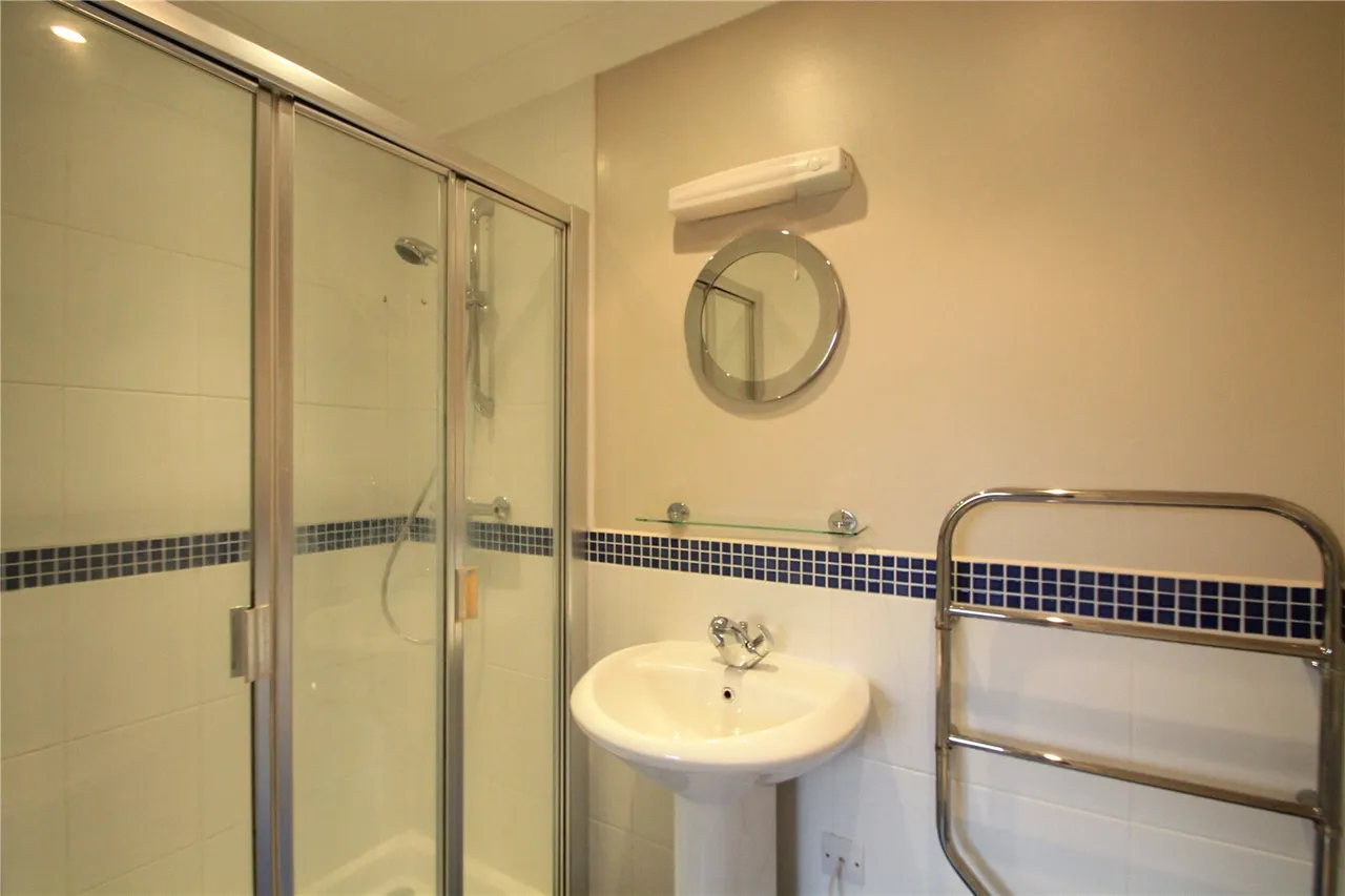 506 Reading Road, Winnersh, Berkshire, RG41 5EX, photo 6
