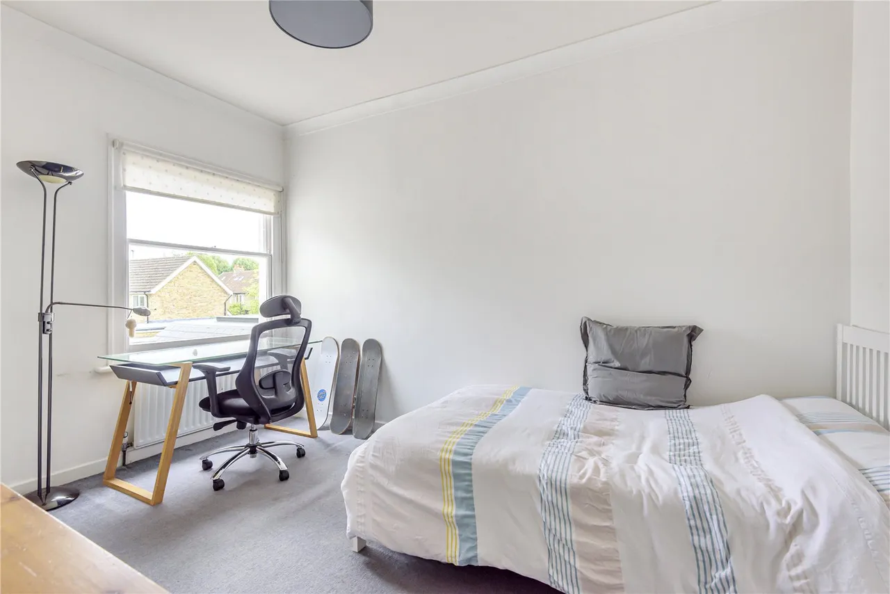 Tudor Road, Hampton, TW12 2NF, photo 7
