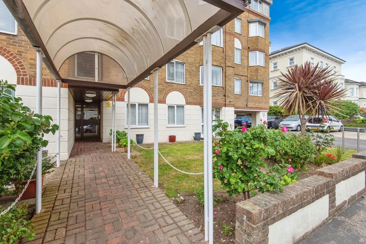 Gratwicke Road, Worthing, BN11, photo 10
