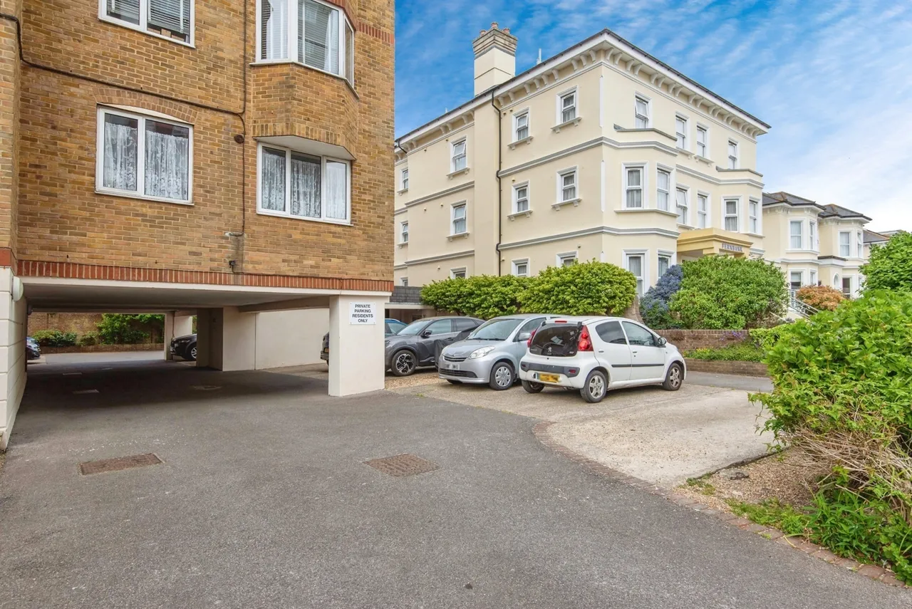 Gratwicke Road, Worthing, BN11, photo 9