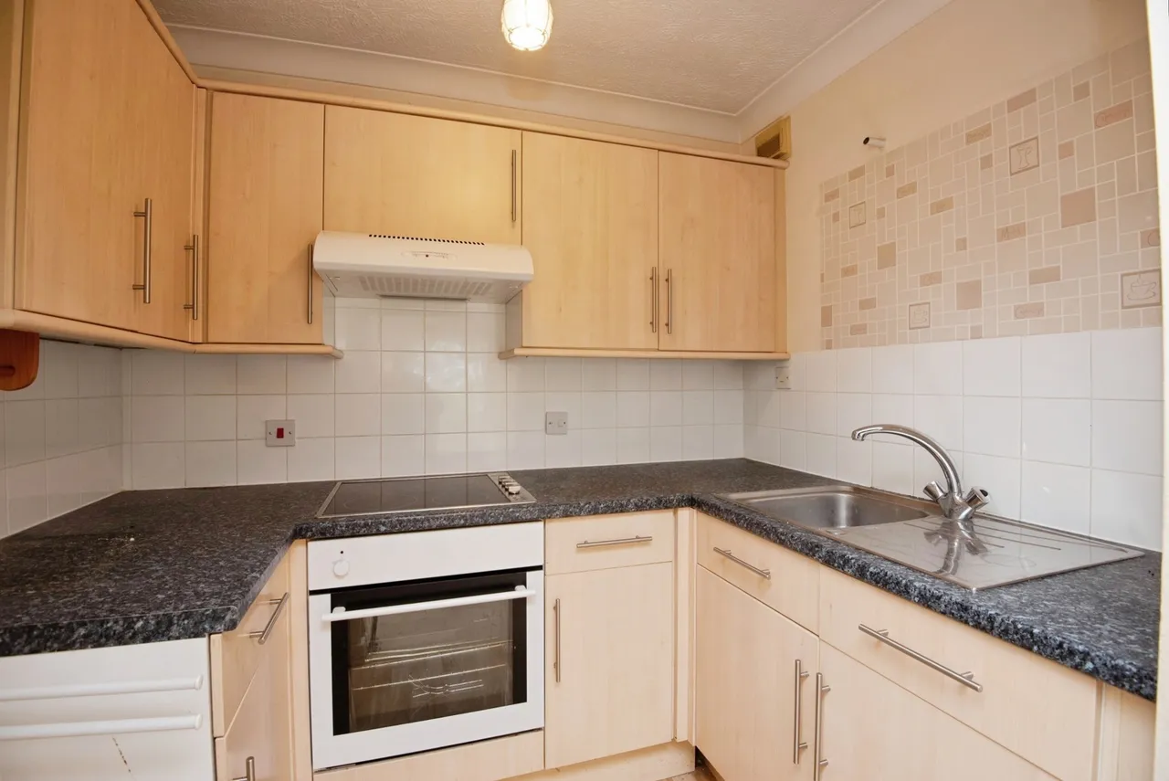 Gratwicke Road, Worthing, BN11, photo 3