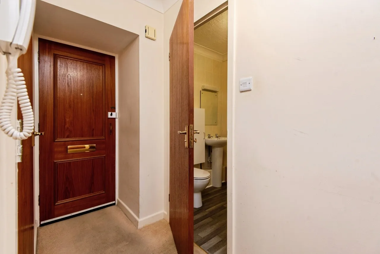 Gratwicke Road, Worthing, BN11, photo 15