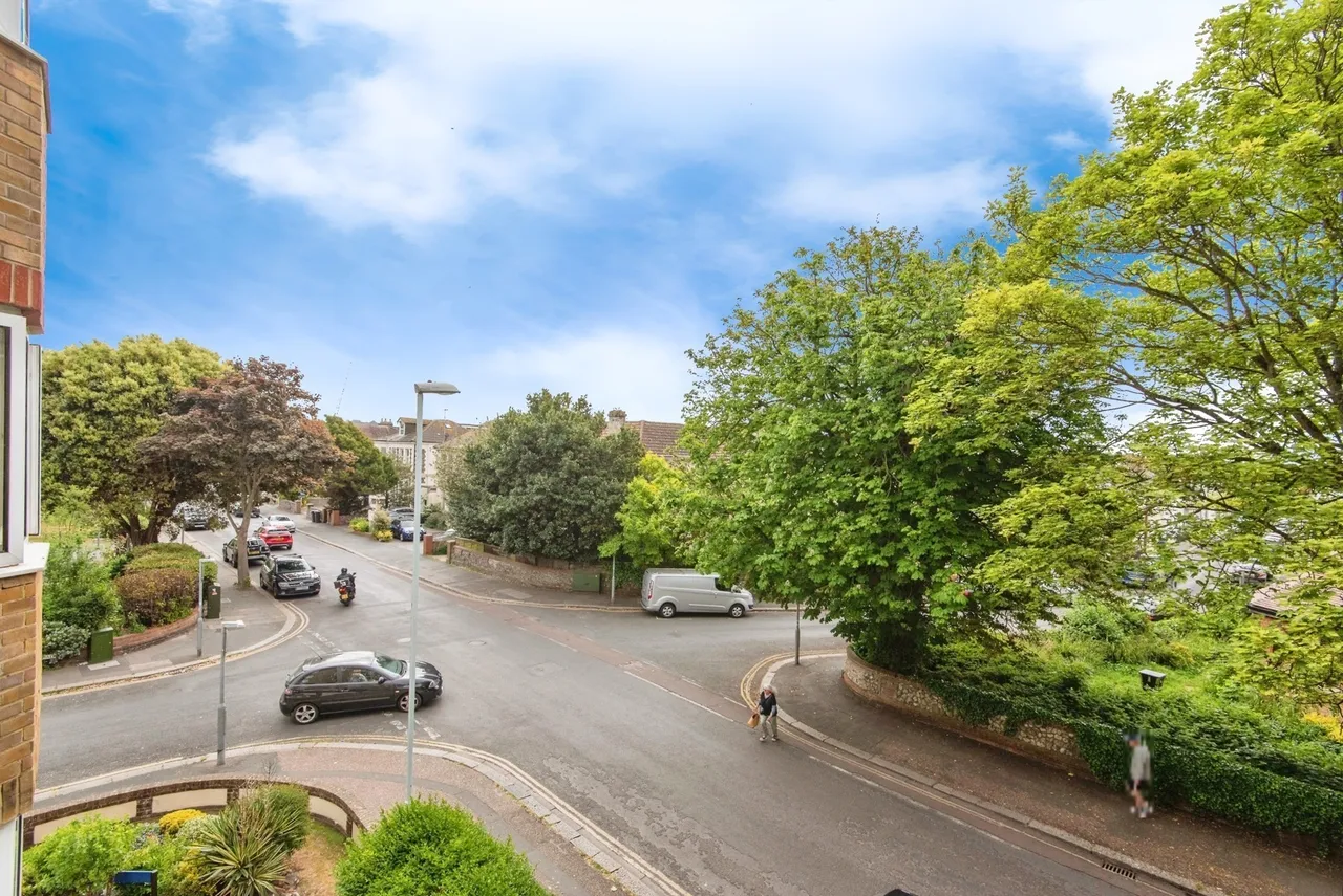 Gratwicke Road, Worthing, BN11, photo 12