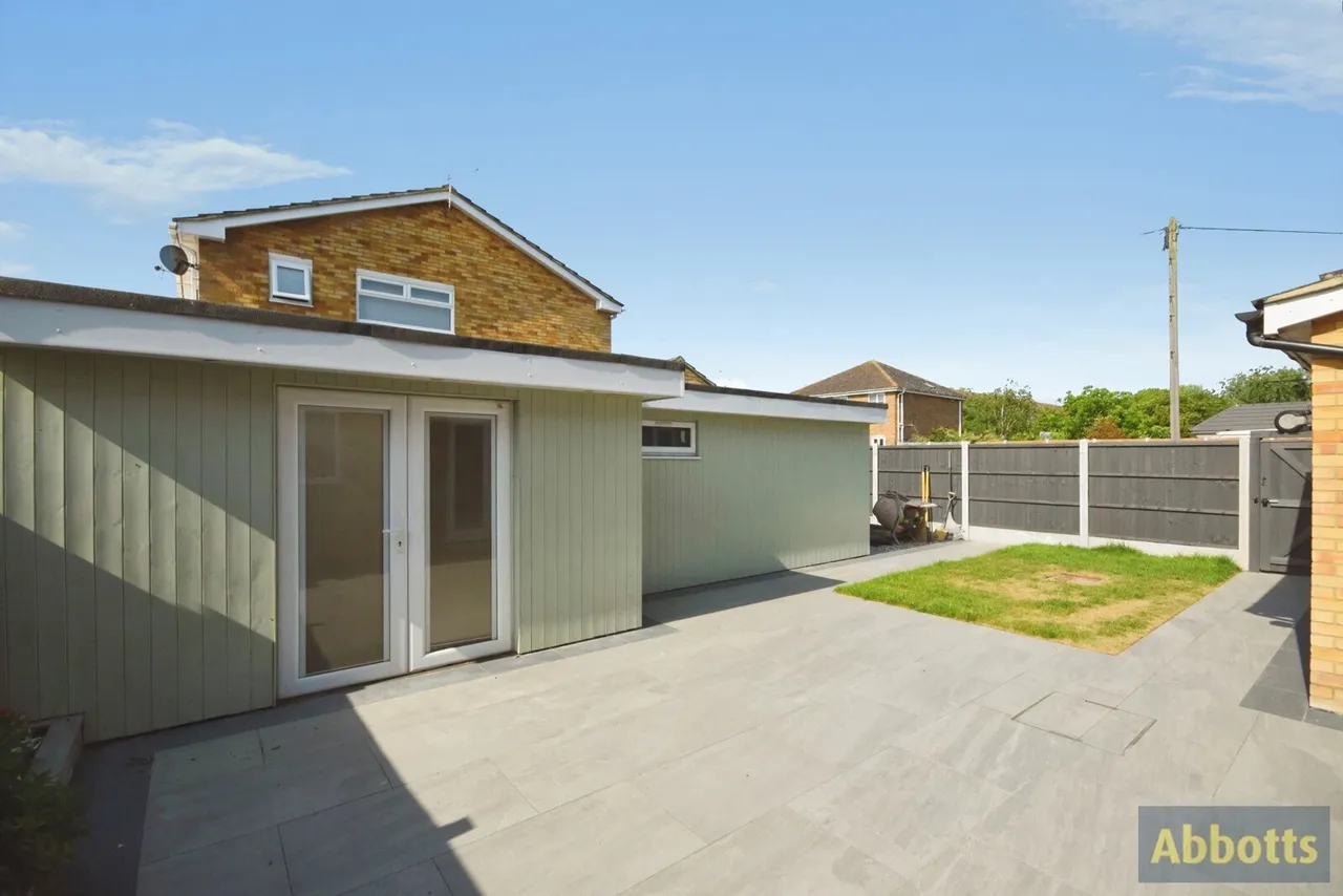 Warwick Road, RAYLEIGH, Essex, SS6, photo 25