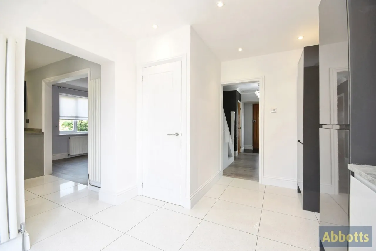 Warwick Road, RAYLEIGH, Essex, SS6, photo 5