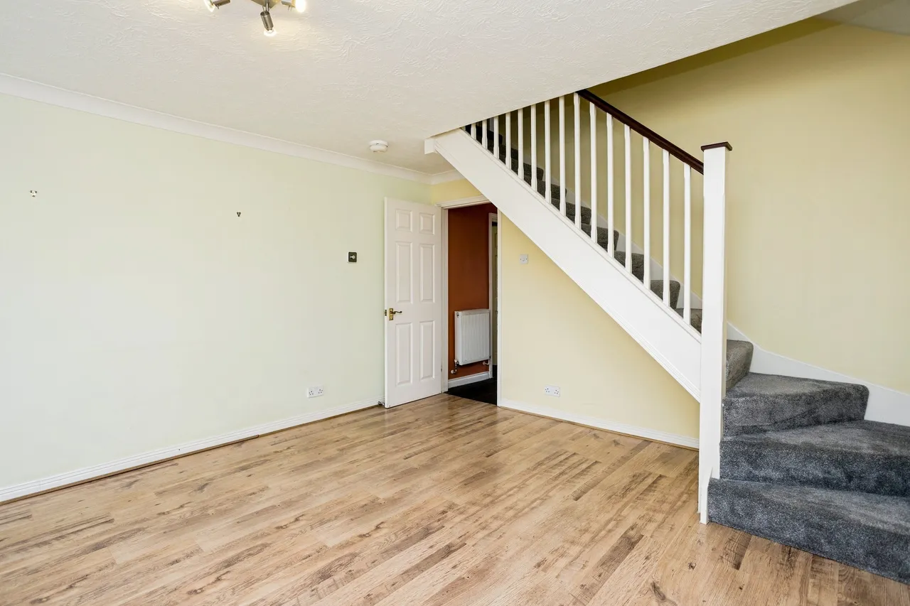 Primrose Close, Burgess Hill, photo 4