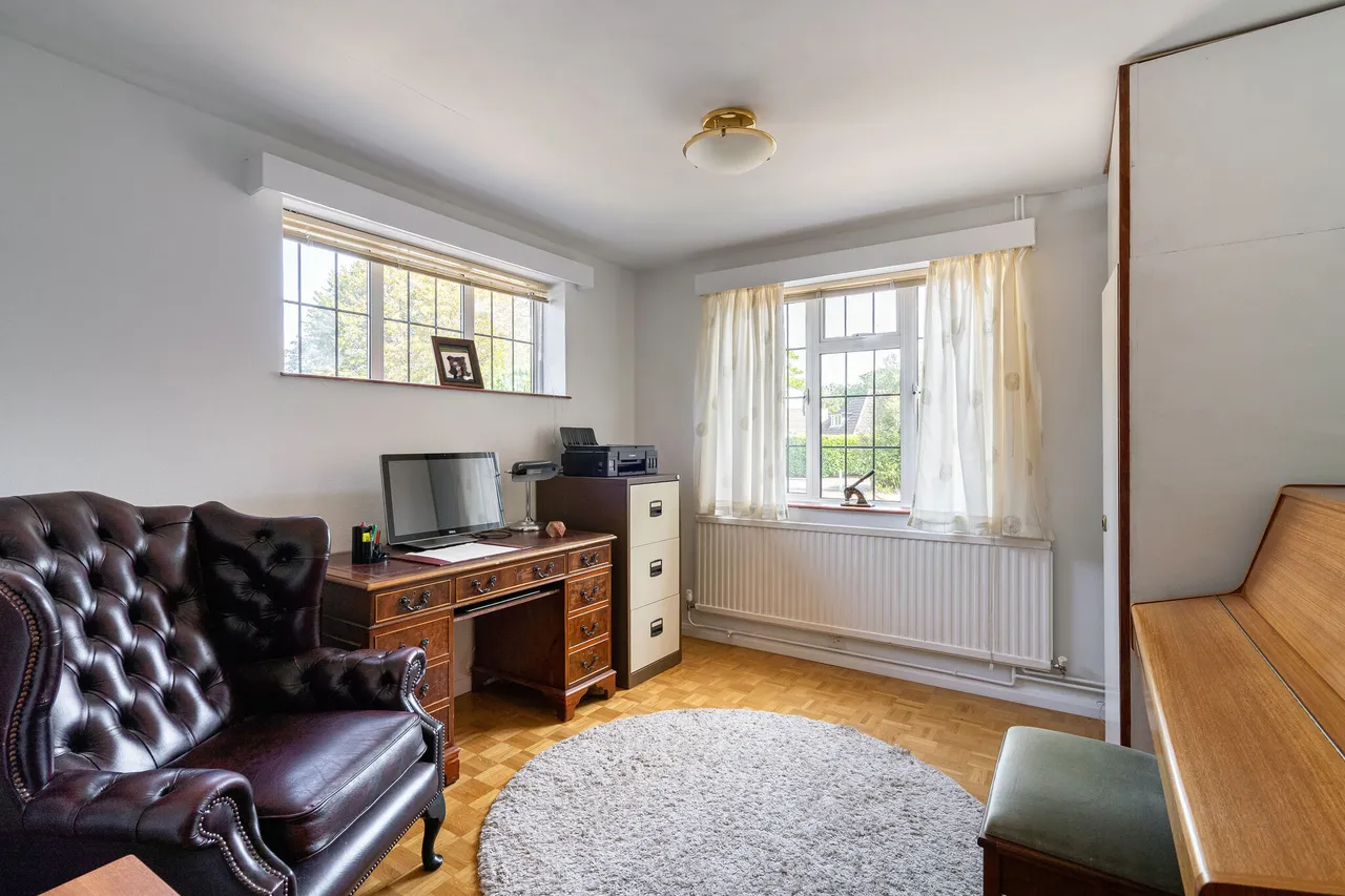 Woodstock, West Clandon, GU4, photo 8