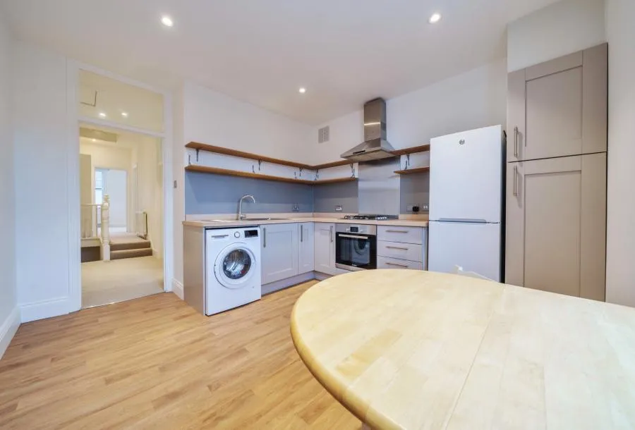 Littleton Street, SW18, photo 7