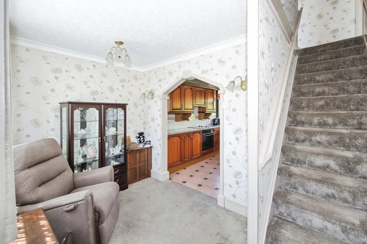 Delves Crescent, Atherstone, Warwickshire, CV9, photo 7