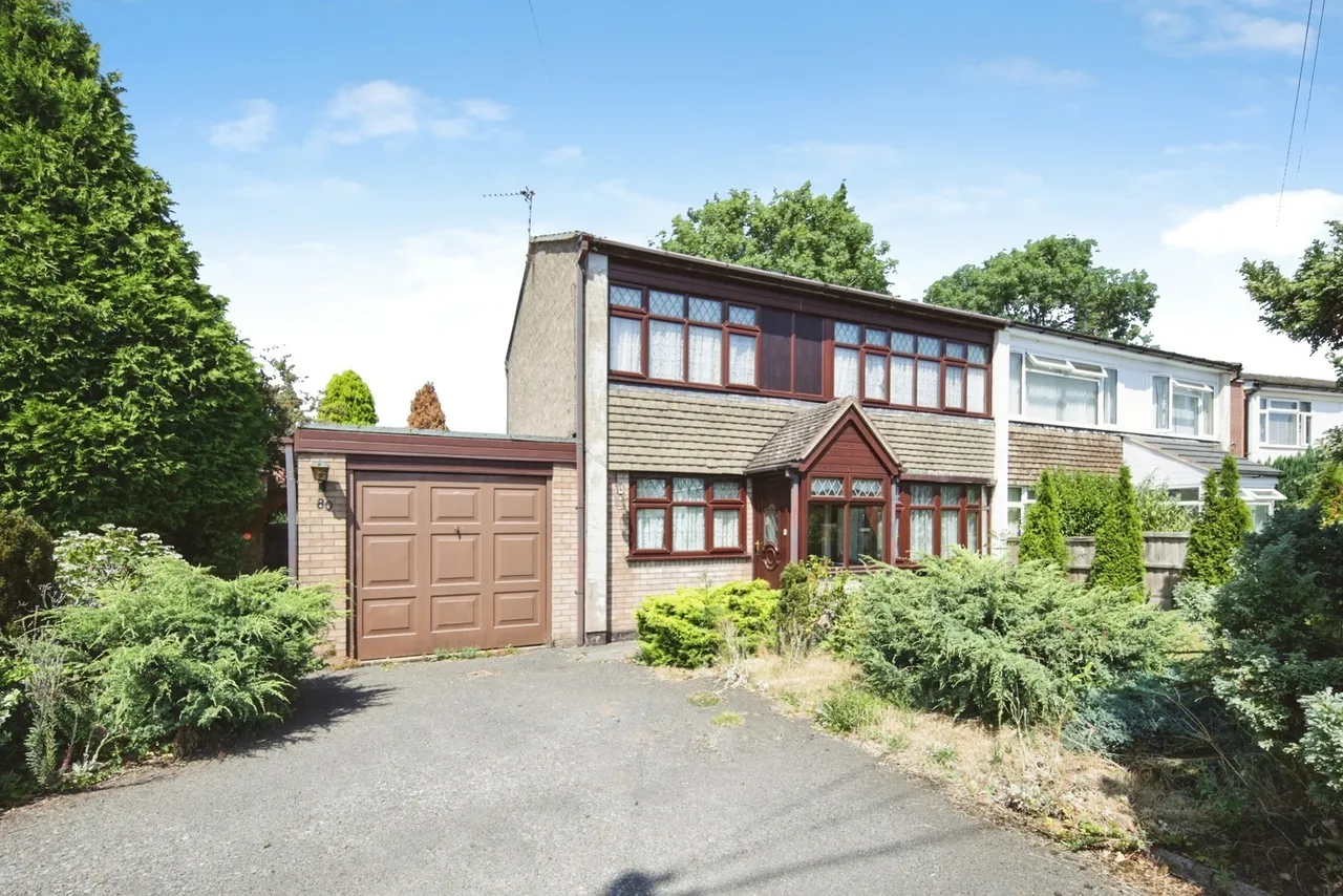 3 bed house for sale — Delves Crescent, Atherstone, Warwickshire, CV9