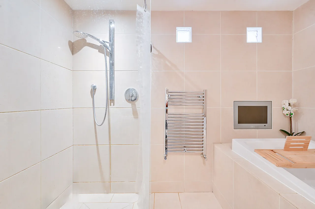 7 Windmill Road, London, photo 10