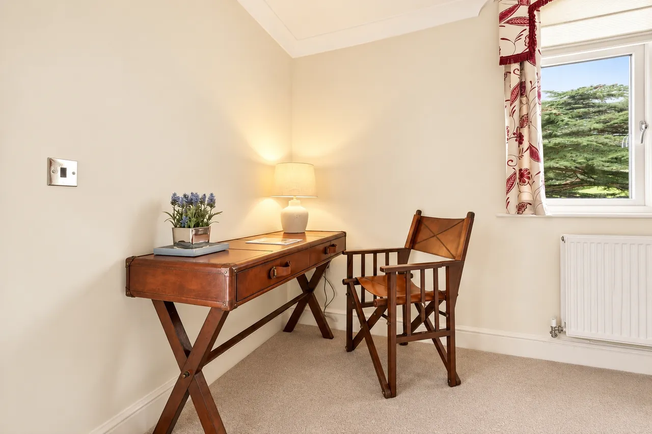 Ben Rhydding Drive, Ilkley, LS29, photo 9