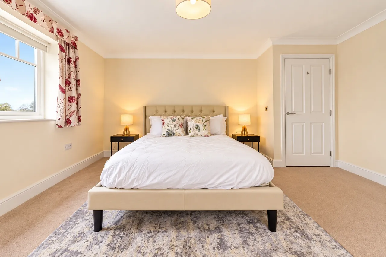 Ben Rhydding Drive, Ilkley, LS29, photo 11