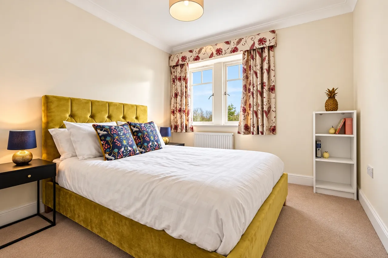 Ben Rhydding Drive, Ilkley, LS29, photo 6